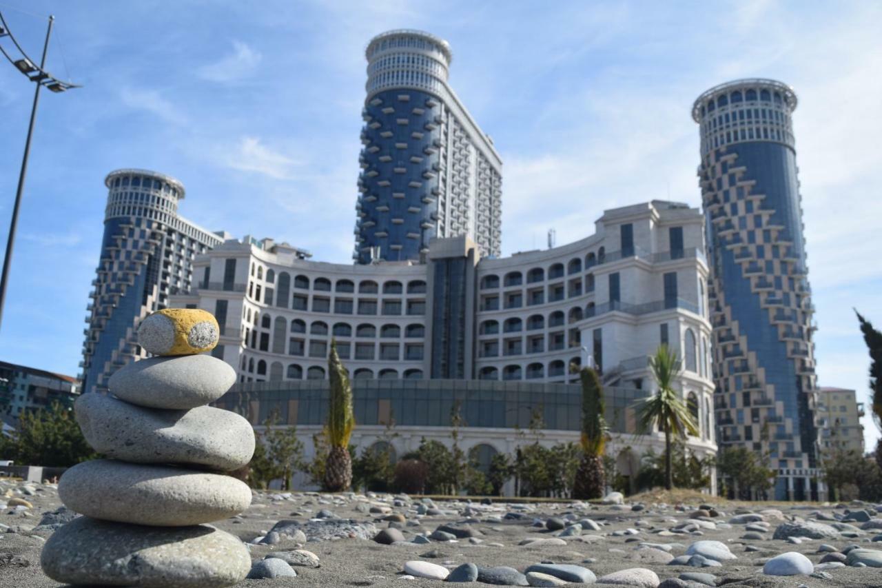 Orbi Sea Towers Batumi Resort Exterior photo